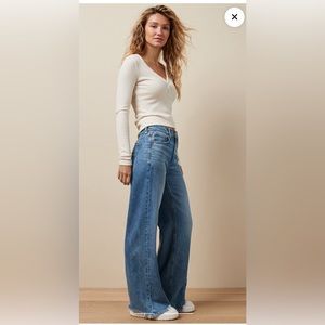 American Eagle Super High Rise Baggy Wide Leg jeans 8 regular
